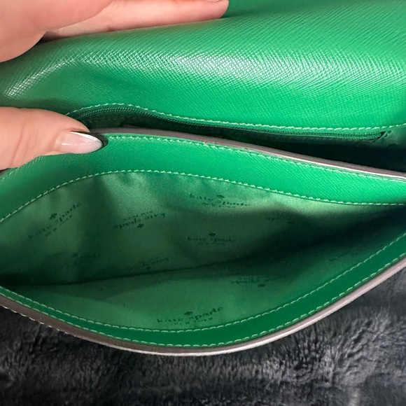 NWT Kate Spade Staci Saffiano cross body or shoulder bag - Picture 4 of 8